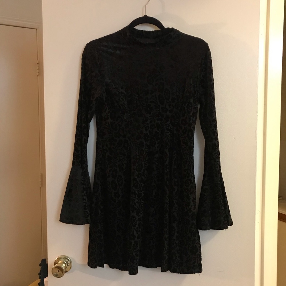 Black Velvet Bell Sleeve Dress